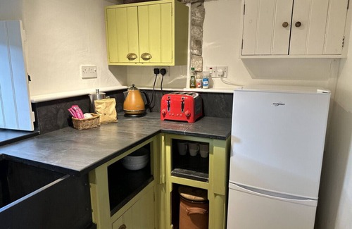 Magherafelt Cabaña | Country farmhouse - A great place for family and friends to relax!