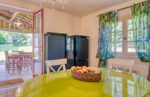 Saint-Pierre-de-Frugie Casa | Country house in Périgord Vert with private games room and swimming pool