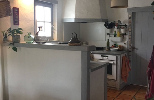 Saint-Pee-sur-Nivelle Casa | Country house, 6 km from the beach, at the foot of La Rhune.