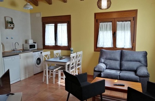 Sotillo del Rincon Casa | Casa rural 'El Aterpe 5' con vistas a la montaña, jardín privado y Wi-Fi