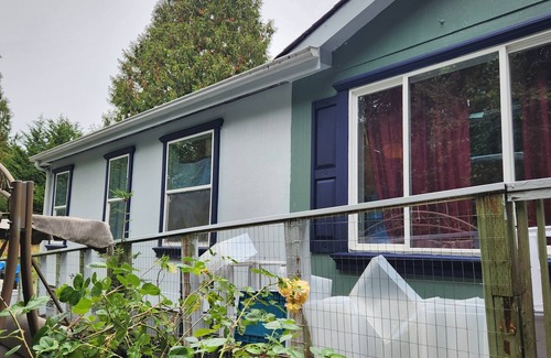 Camano Island Casa | Country home rustic. beach,hiking nearby 3 rooms ramp .
