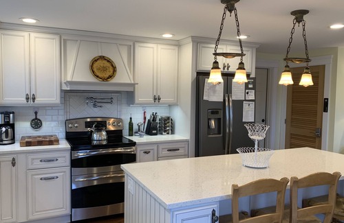 Saginaw Casa | Country Home with amazing linens, 5 Star Reviews & low Fees