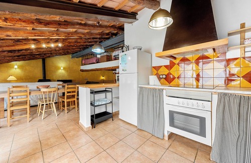Pauls Casa | Casa rural 'Antic Forn De Paüls' con vistas a la montaña, Wi-Fi y aire acondicionado