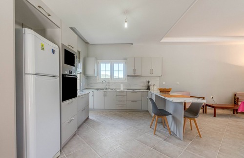 Lefkimmi Villa | Casa rural 'Billo' con terraza privada, balcón y aire acondicionado