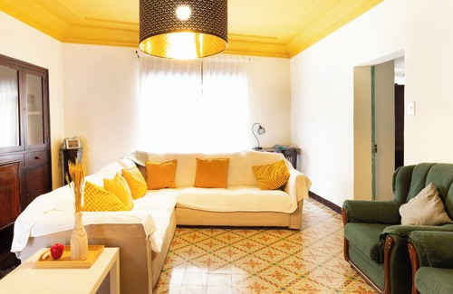 Gualta Casa | Casa rural 'Can Blay' con piscina privada, Wi-Fi y aire acondicionado