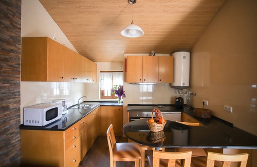 Sortelha Casa | Casa rural 'Casa Do Avô - Alojamento Sortelha' con jardín privado, Wi-Fi y aire acondicionado