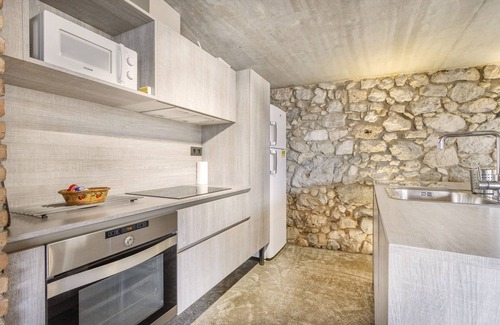 Oden Casa | Casa rural 'El Cobert De Lera' con vistas a la montaña, piscina privada y Wi-Fi