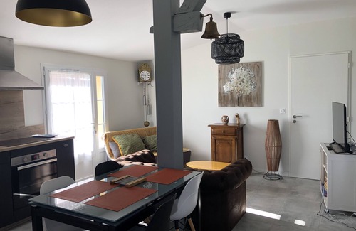 Estang Casa | Country house, enclosed garden.