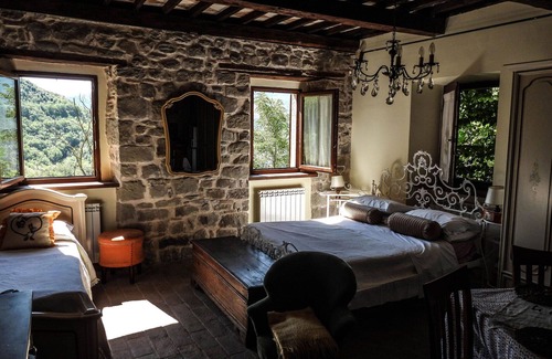 Roccafluvione Otro | Country House/Farm House in Forcella with 2 bedrooms sleeps 5
