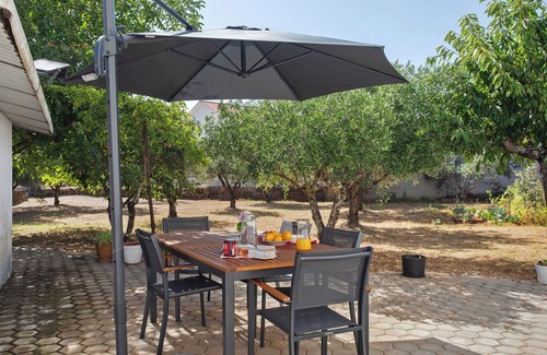Fatima Casa | Casa rural 'Fátima - Casa Inteira' con terraza compartida, jardín compartido y Wi-Fi