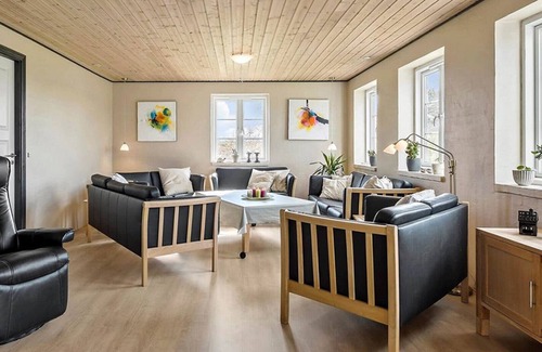 Logstor Casa | Country house for up to 18 people, also suitable for people with disabilities