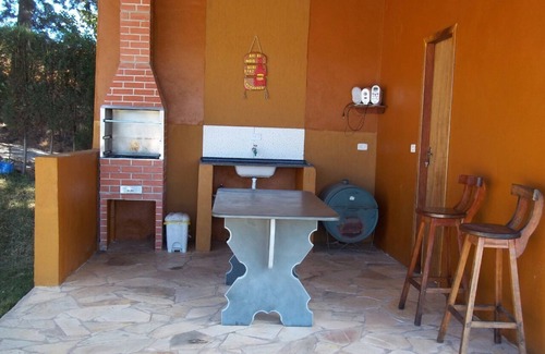 Paruru Casa | Casa de campo en urbanización cerrada en Ibiúna, con piscina y barbacoa.