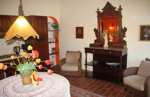 Caldana Casa | Country house, lovingly renovated in the middle of an olive grove with large panoramic pool