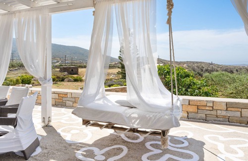 Ios Villa | Country House 'Mentas Country Villa' with Sea View, Wi-Fi and Air Conditioning