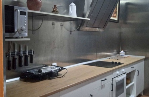 Adradas Casa | Casa rural 'Molino' con vistas a la montaña, terraza privada y jardín privado
