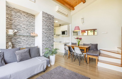 Oden Villa | Casa rural 'Panoramico' con vistas al lago, Wi-Fi y aire acondicionado