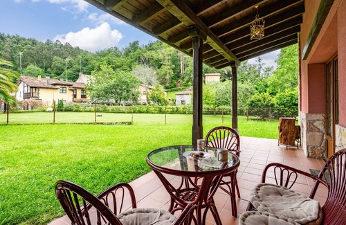 La Riera Casa | Casa rural 'Sildavia' con vistas a la montaña, terraza privada y Wi-Fi