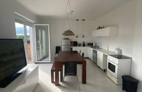 Olbendorf Casa | Country House "Südburgendland" with Great Views, Terrace & Wi-Fi