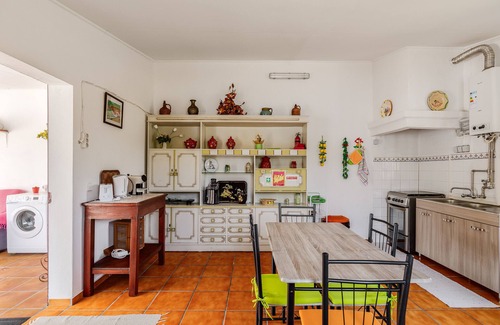 Evora Villa | Casa rural 'Sunset Landscape' con piscina compartida, jardín y Wi-Fi