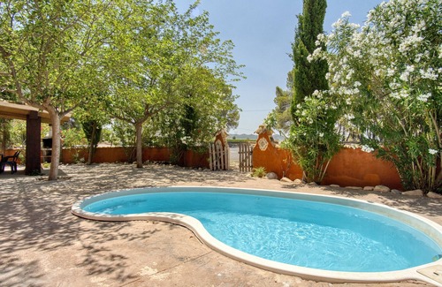 Monovar Casa | Casa rural 'Tia Juana' con vistas a la montaña, piscina privada y Wi-Fi
