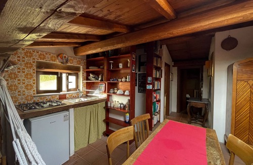 Lake Garda Casa | Casa rural "Tra Lago e Mare a Sud di Roma" con terraza privada, jardín privado y Wi-Fi