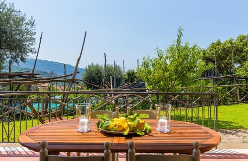 Piano di Sorrento Villa | Country House with Terrace near Sorrento