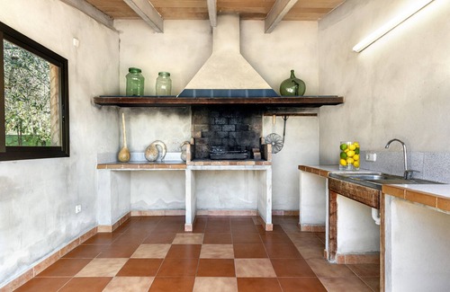 Ullaro Cabaña | Casa de campo con increíble piscina y jardín en un bello entorno rural