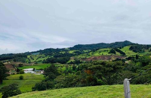 Cartago Casa | Country house with an incredible view to the city