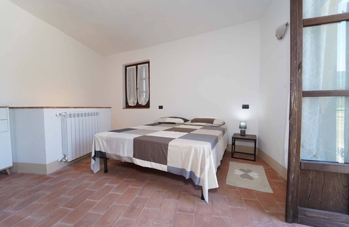 Bagnone Villa | COUNTRY HOUSE WITH BEAUTIFUL PANORAMIC VIEWS