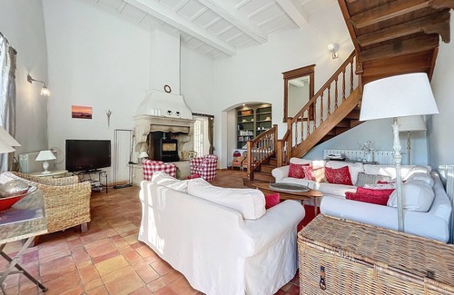 Seguret Otro | Country house with bucolic garden and swimming-pool for 10 persons
