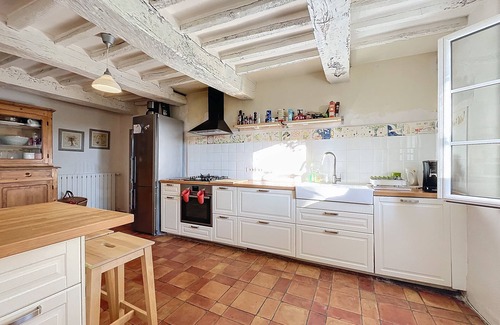 Seguret Otro | Country house with bucolic garden and swimming-pool for 10 persons