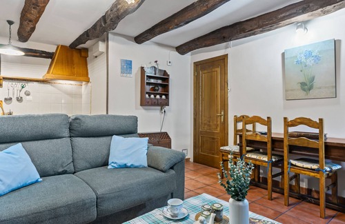 Villacibran Casa | Casa rural 'Xepo' con vistas a la montaña, terraza privada y Wi-Fi
