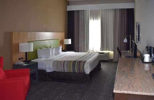 Halfway Hotel | Country Inn & Suites by Radisson, Hagerstown, MD