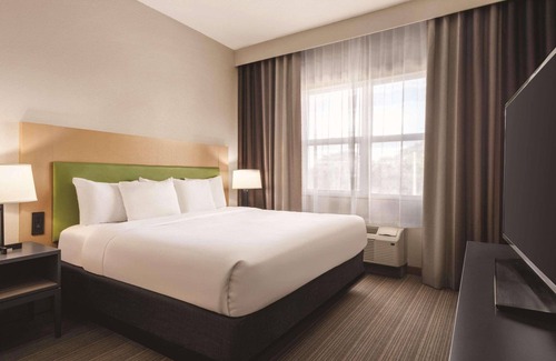 Braden River Hotel | Country Inn & Suites by Radisson, Bradenton-Lakewood Ranch, FL