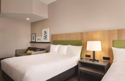 Braden River Hotel | Country Inn & Suites by Radisson, Bradenton-Lakewood Ranch, FL