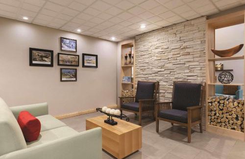 Beavercreek Hotel | Country Inn & Suites by Radisson, Fairborn South, OH