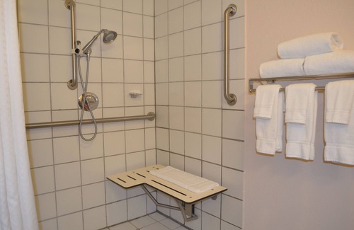 Abingdon Hotel | Country Inn & Suites by Radisson, Abingdon, VA