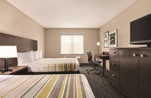 Tampa Hotel | Country Inn & Suites by Radisson, Tampa/Brandon, FL