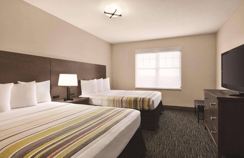 Tampa Hotel | Country Inn & Suites by Radisson, Tampa/Brandon, FL