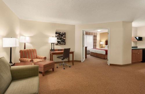 Ames Hotel | Country Inn & Suites by Radisson, Ames, IA