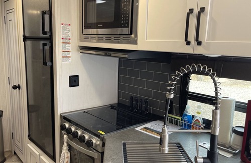 Craig Casa | Country Life in a camper!