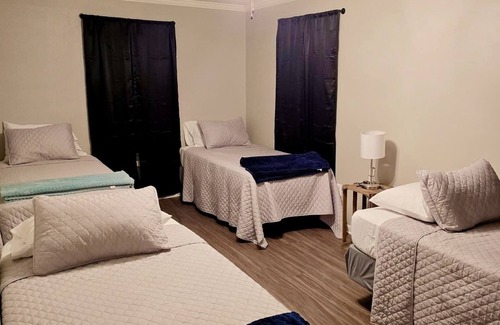 Coffey County Casa | Country living with ample space less than 5 minutes from Burlington