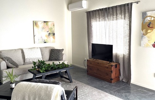 Graton Casa | Country property close to boutique wineries. A romantic getaway