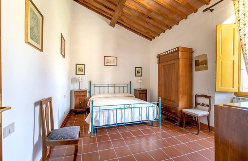 Greve in Chianti Otro | Country retreat 18 people near Greve in Chianti in a Santo Stefano Winery. NEW!