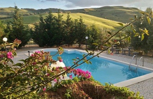 Centuripe Casa | Magnífica casa de campo con piscina