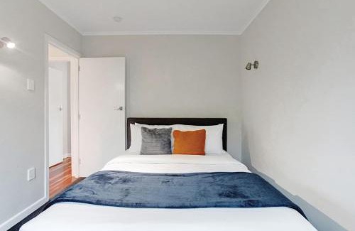 Mangere Casa | Countryside 4BR Family Home near Airport
