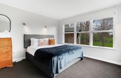 Mangere Casa | Countryside 4BR Family Home near Airport