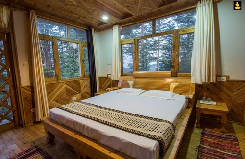 Fagu Otro | Countryside apple Orchard Farmstay by LivingStone
