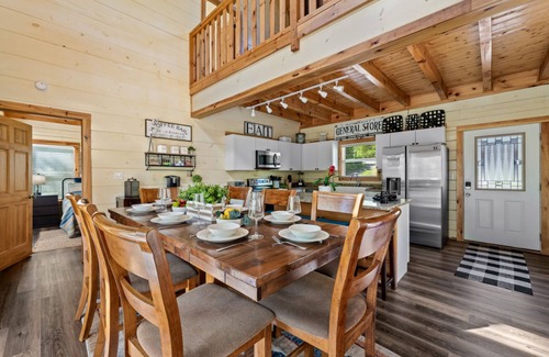 Sevierville Cabina | Countryside Comfort By Ghosal Luxury Lodging