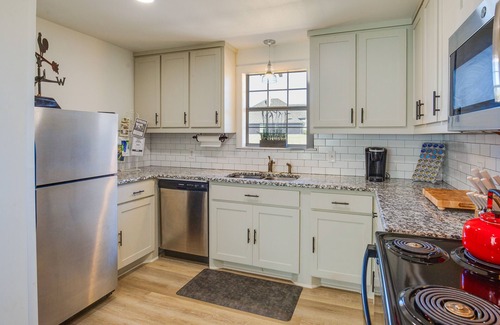 Decatur Cabaña | Countryside Cottage w/ Fenced Yard in Decatur!